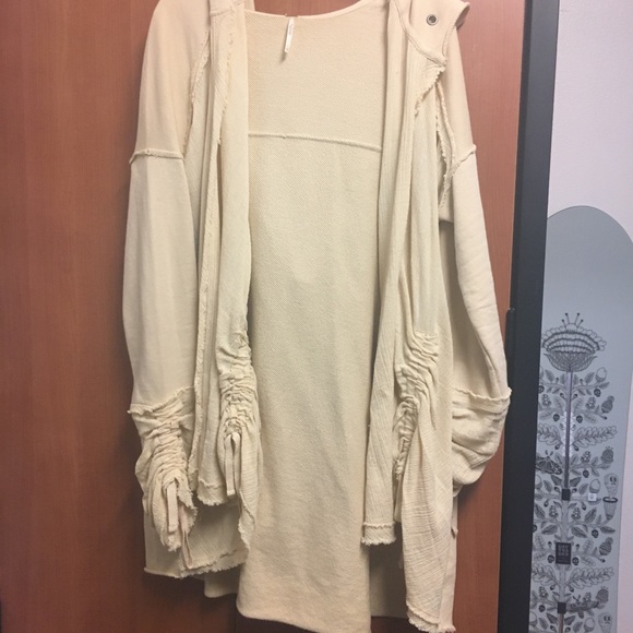 Free People Tops - Free People Size Large Sweatshirt Hoodie Cardigan